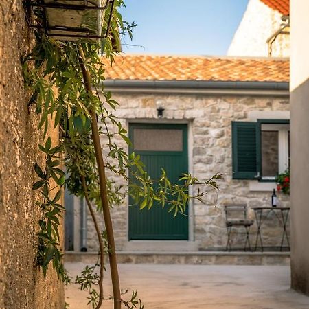 Small Stone House Luka Zadar Eksteriør billede