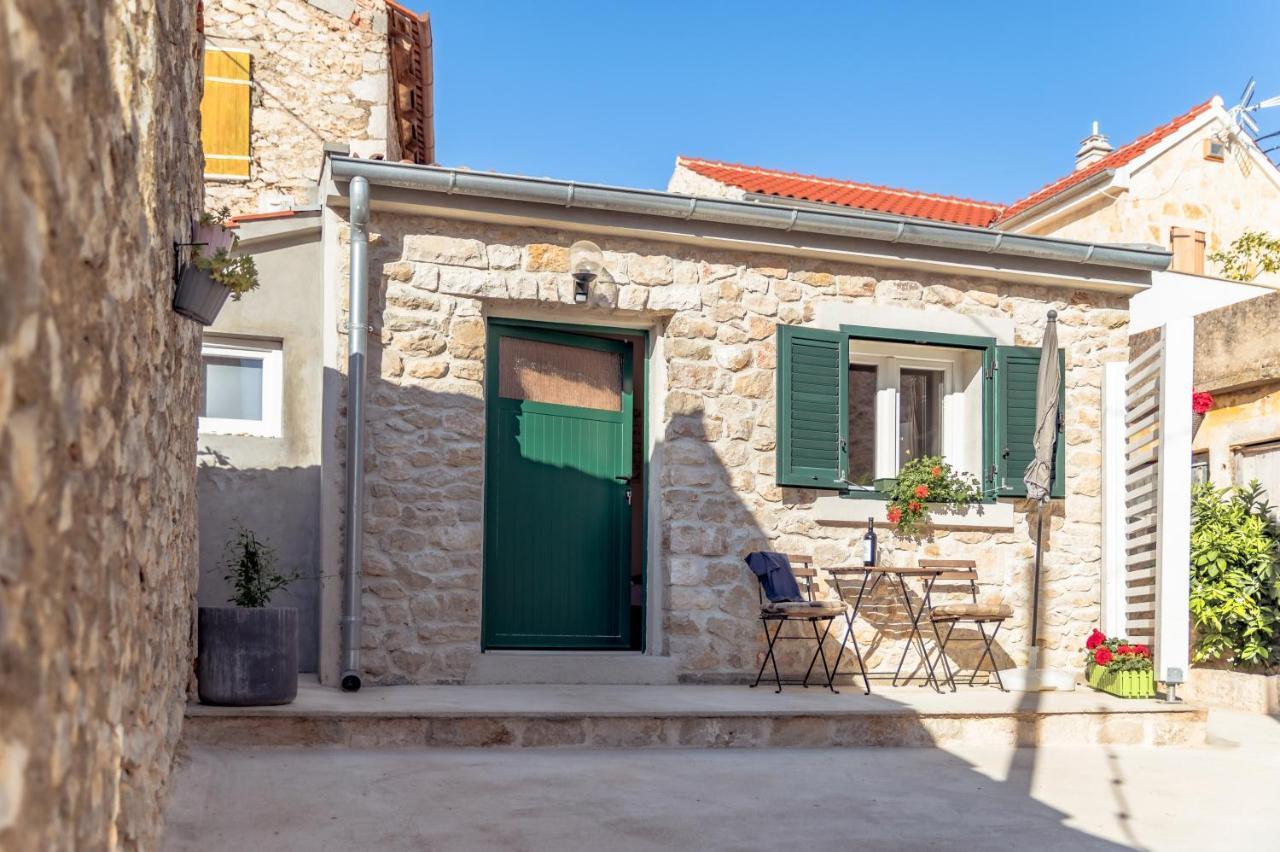 Small Stone House Luka Zadar Eksteriør billede